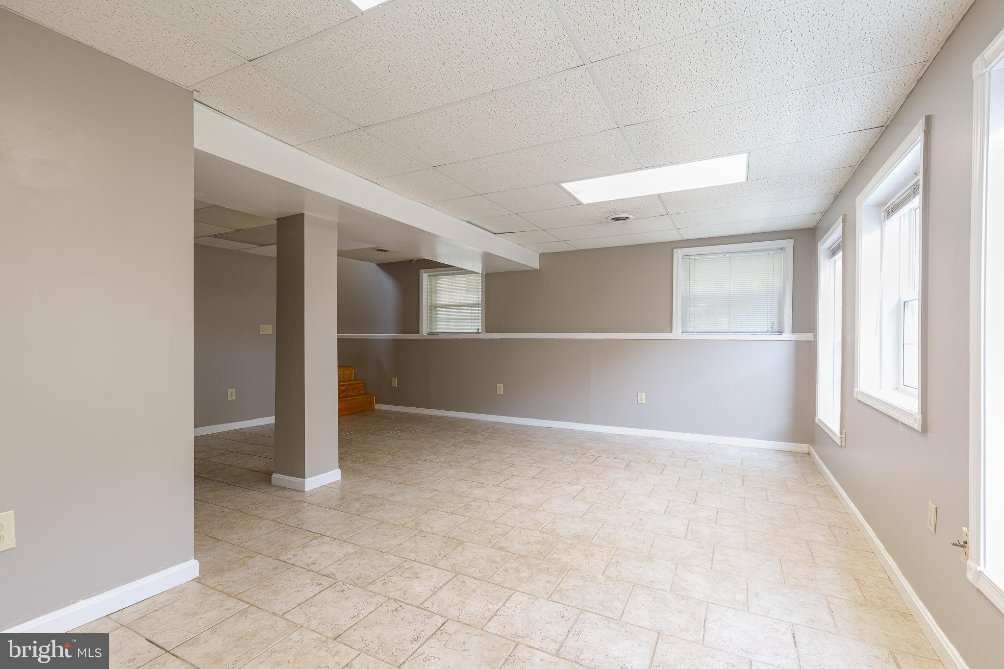 1028 South Hoga Road Sterling, VA 20164 - Photo 44 of 65