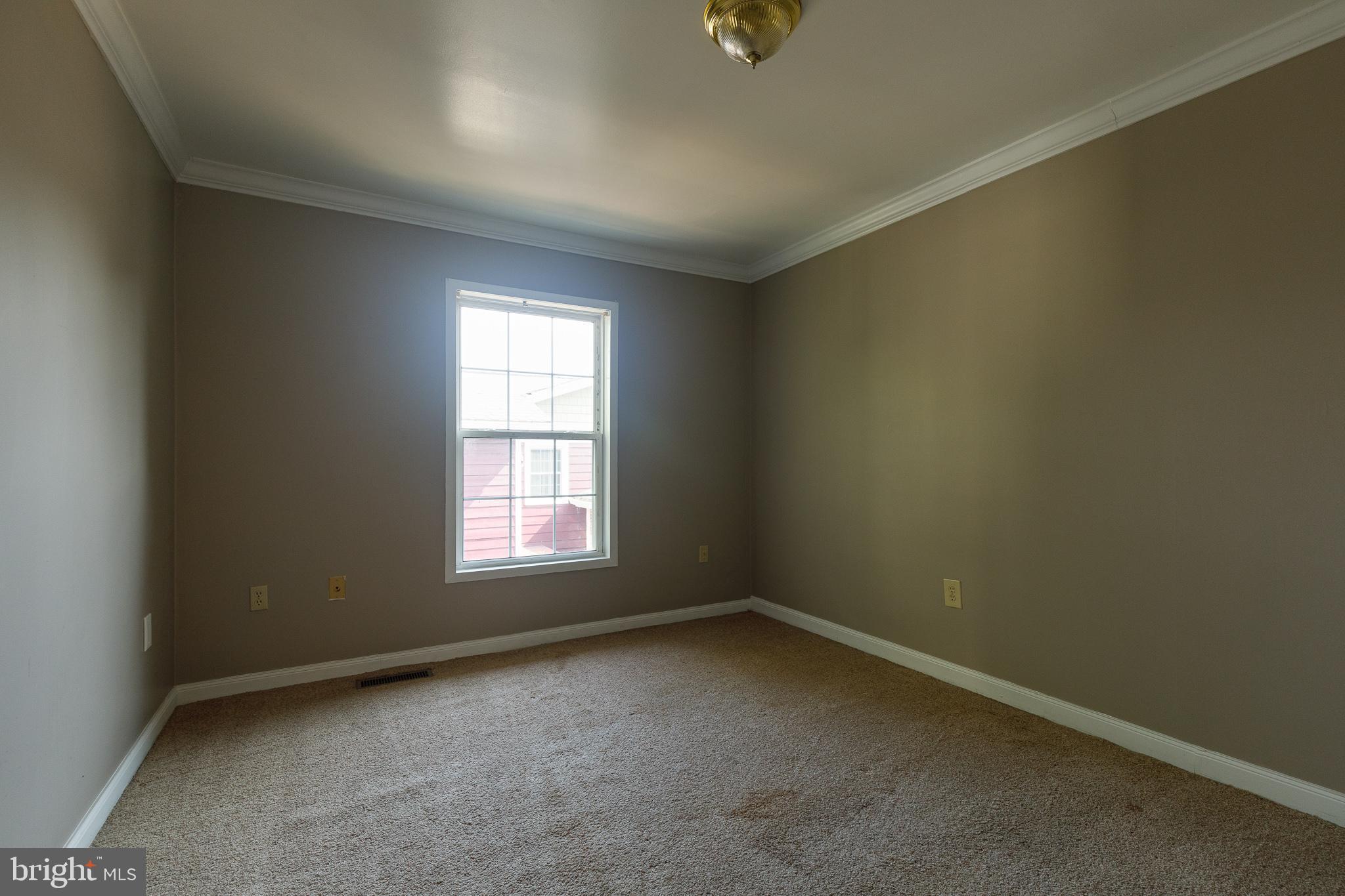 1028 South Hoga Road Sterling, VA 20164 - Photo 53 of 65