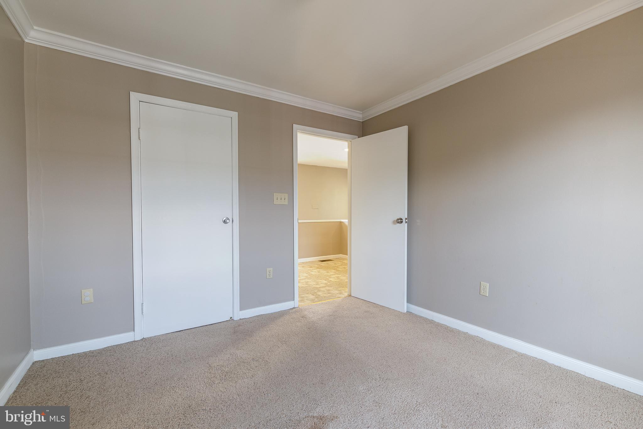 1028 South Hoga Road Sterling, VA 20164 - Photo 54 of 65