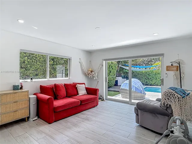 $11,000 | 1080 Northeast 104th Street, Miami Shores, FL 33138