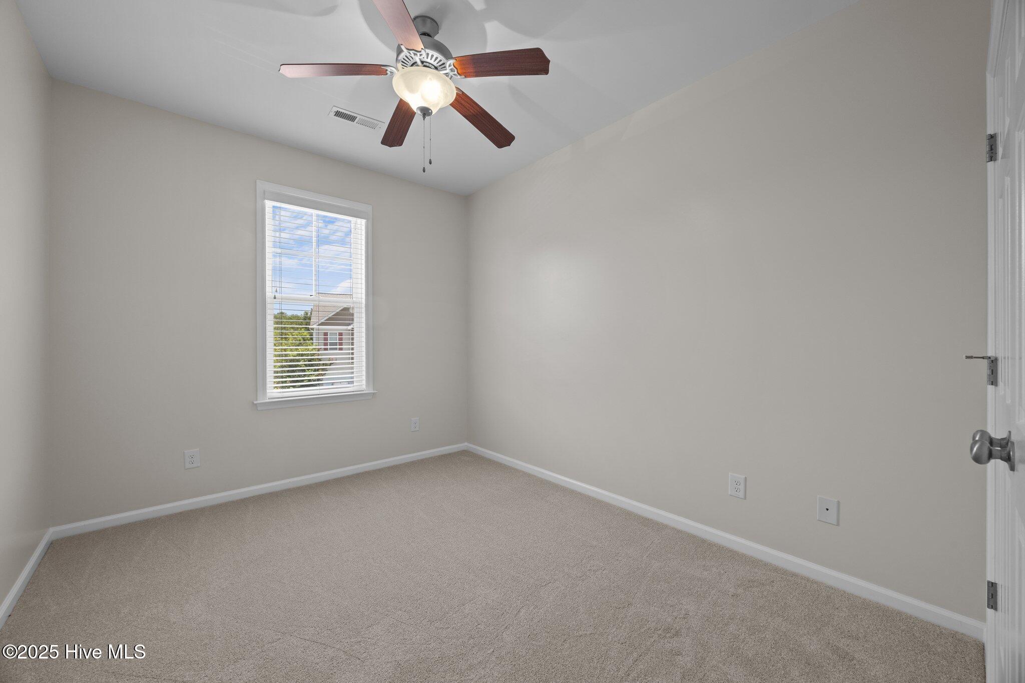 304 Cedar Island Trail Holly Ridge, NC 28445 - Photo 22 of 29 37-web-or-mls-IMG_6209