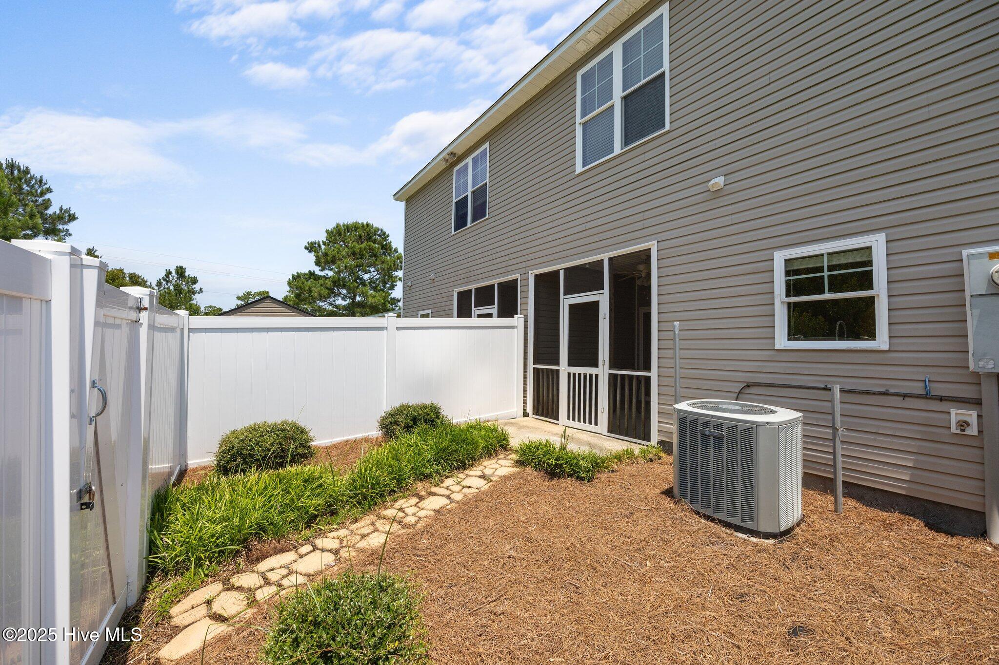 304 Cedar Island Trail Holly Ridge, NC 28445 - Photo 26 of 29 44-web-or-mls-IMG_6236