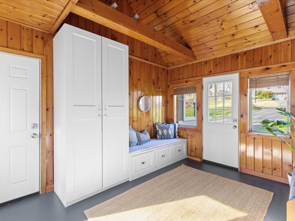 11 Phyllis Road Foxboro, MA 02035 - Photo 15 of 42