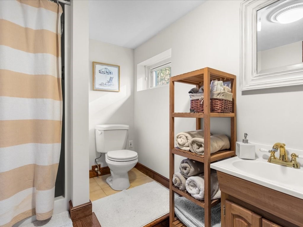 11 Phyllis Road Foxboro, MA 02035 - Photo 28 of 42