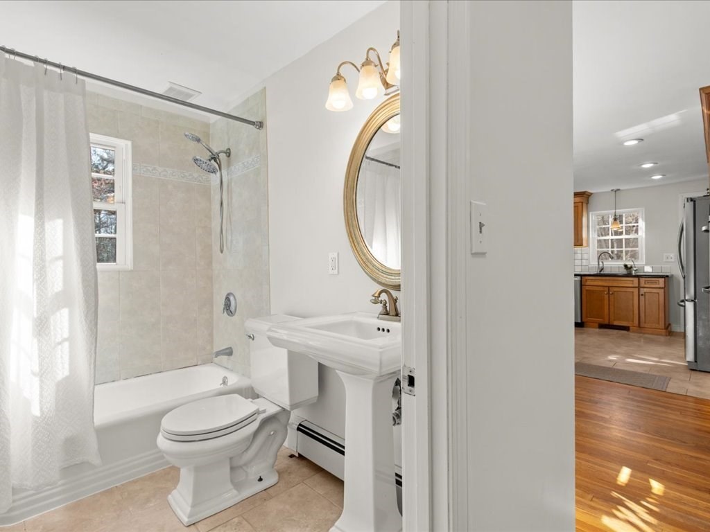 11 Phyllis Road Foxboro, MA 02035 - Photo 8 of 42