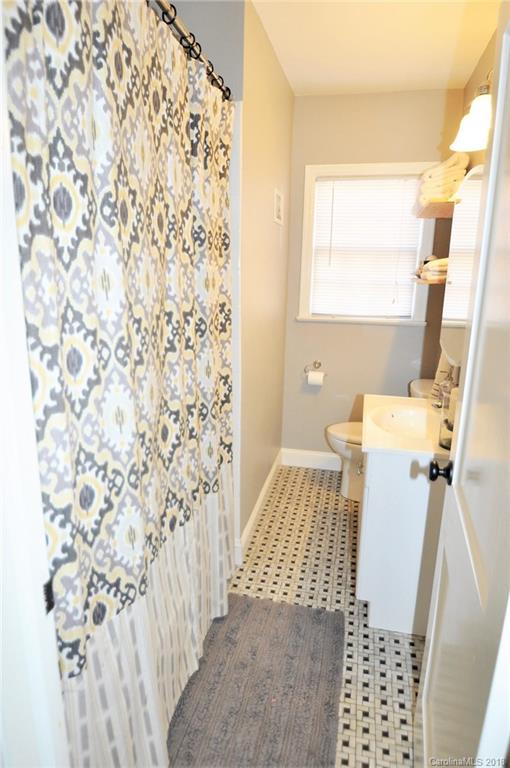 1821 Truman Road Charlotte, NC 28205 - Photo 12 of 20 Gallery Image 12