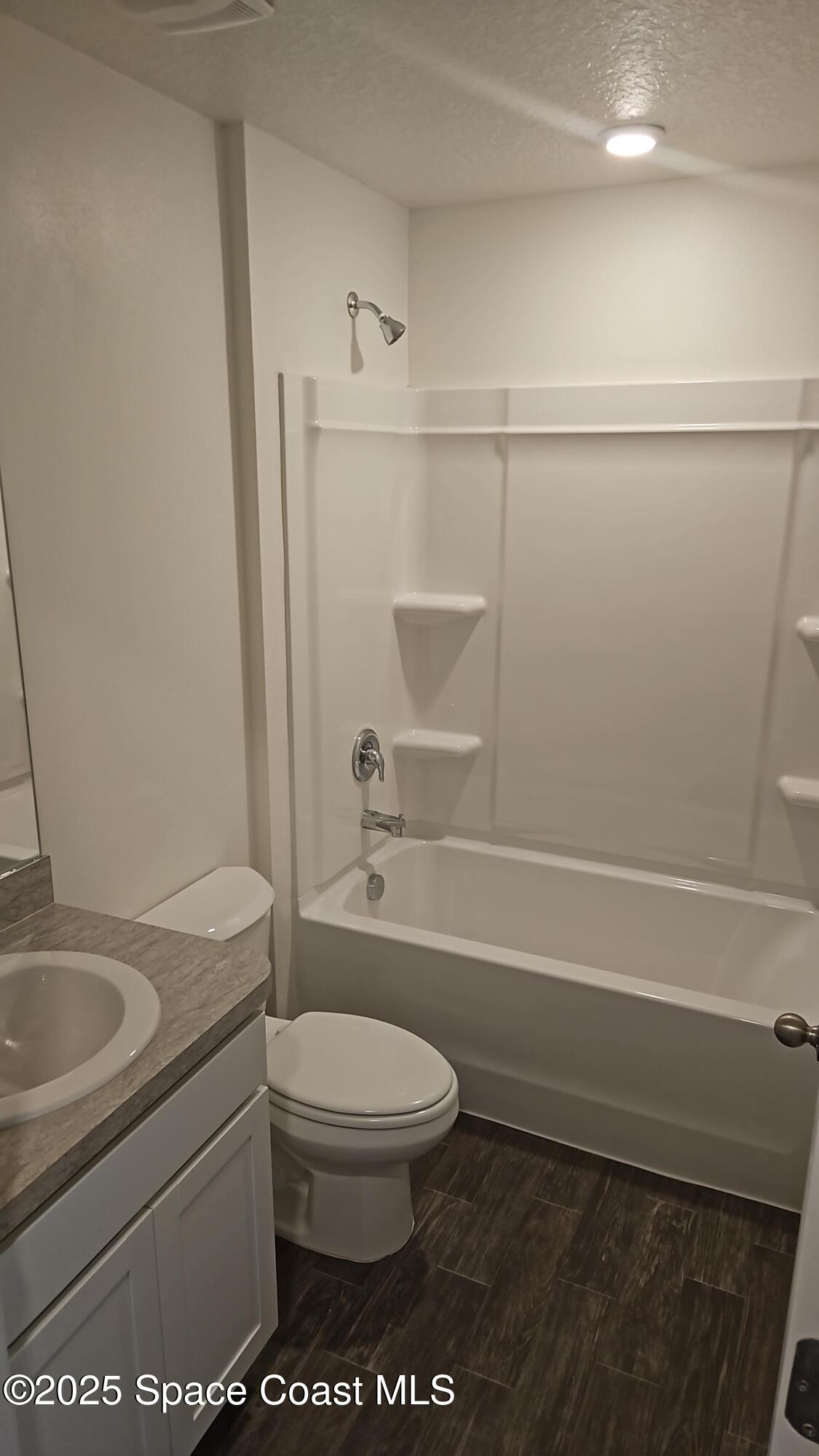 1018 Ray Road Southeast Palm Bay, FL 32909 - Photo 2 of 7 bath 2