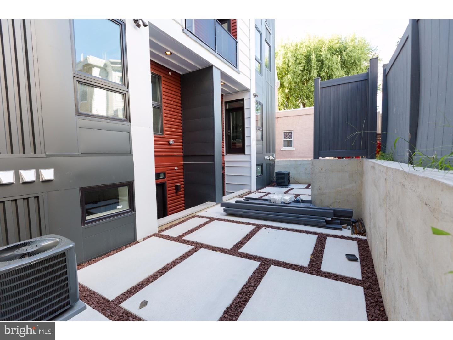 2131 East Firth Street, Unit 1 Philadelphia, PA 19125 - Photo 14 of 17