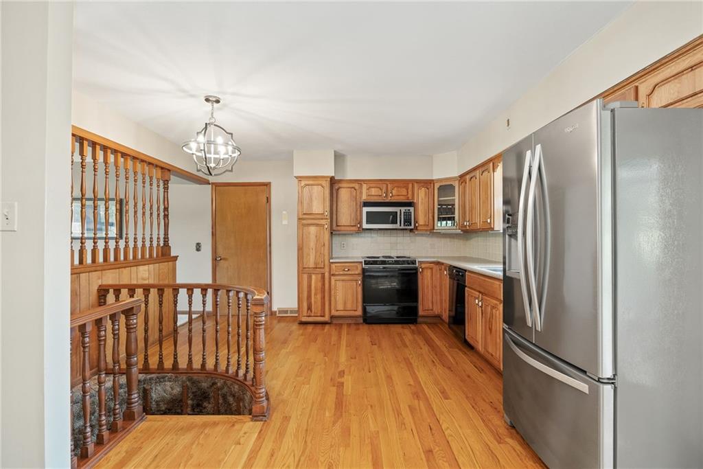 2913 South 33rd Terrace St. Joseph, MO 64503 - Photo 12 of 31