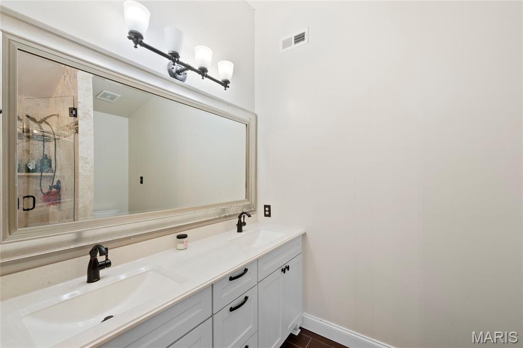 19250 River Ridge Lane Wildwood, MO 63005 - Photo 18 of 51