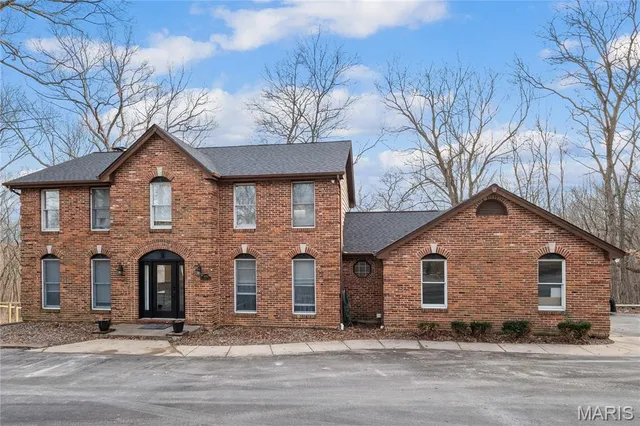 $675,000 | 19250 River Ridge Lane, Wildwood, MO 63005