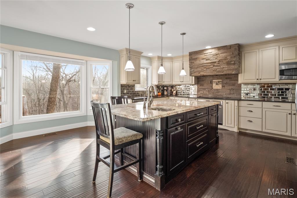 19250 River Ridge Lane Wildwood, MO 63005 - Photo 7 of 51