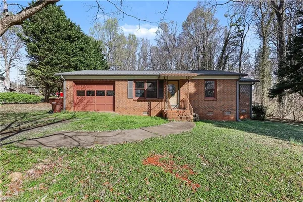 $220,000 | 207 Auden Drive, Greensboro, NC 27406