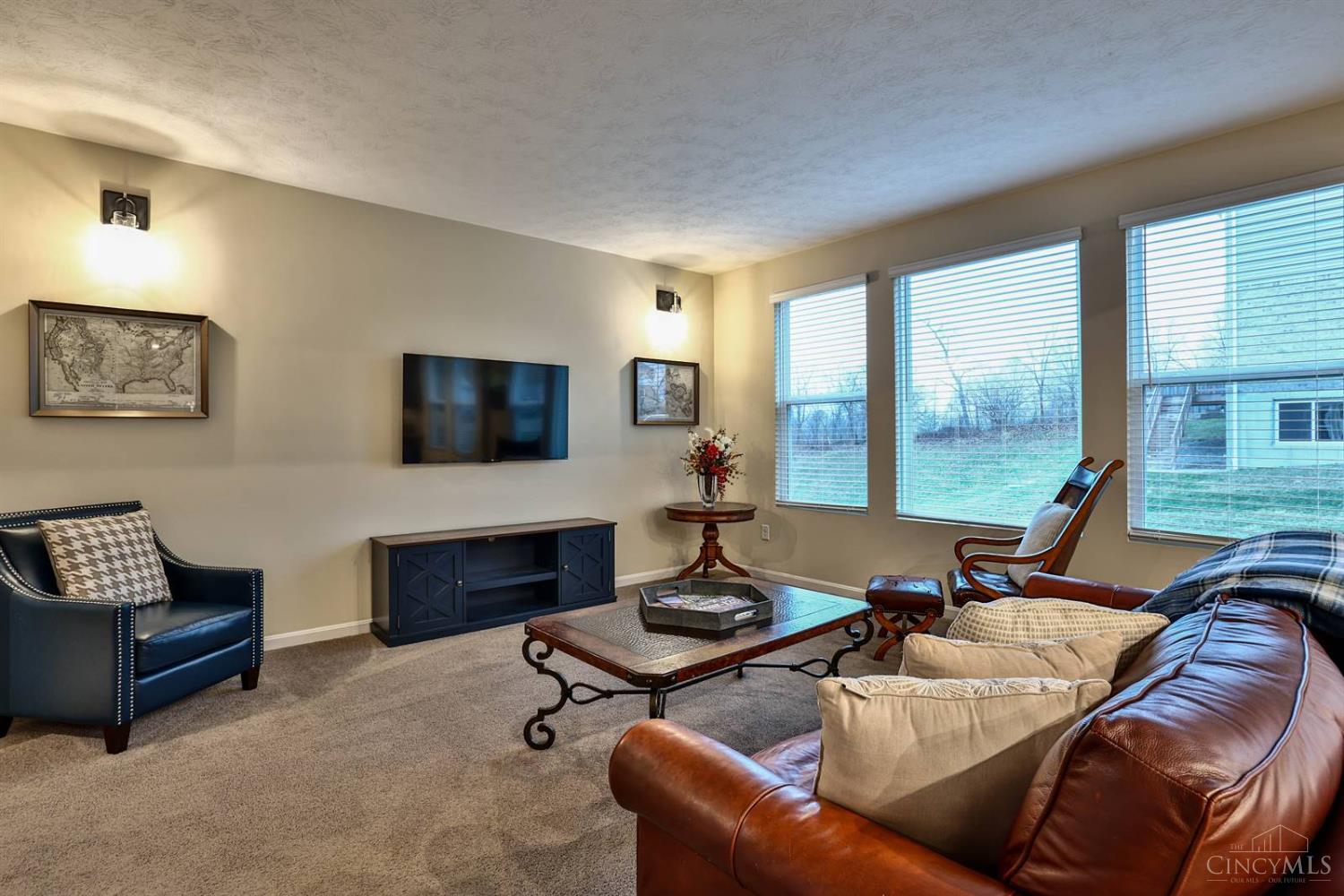 1287 Heather Ridge Cincinnati, OH 45233 - Photo 7 of 47 Gallery Image 7