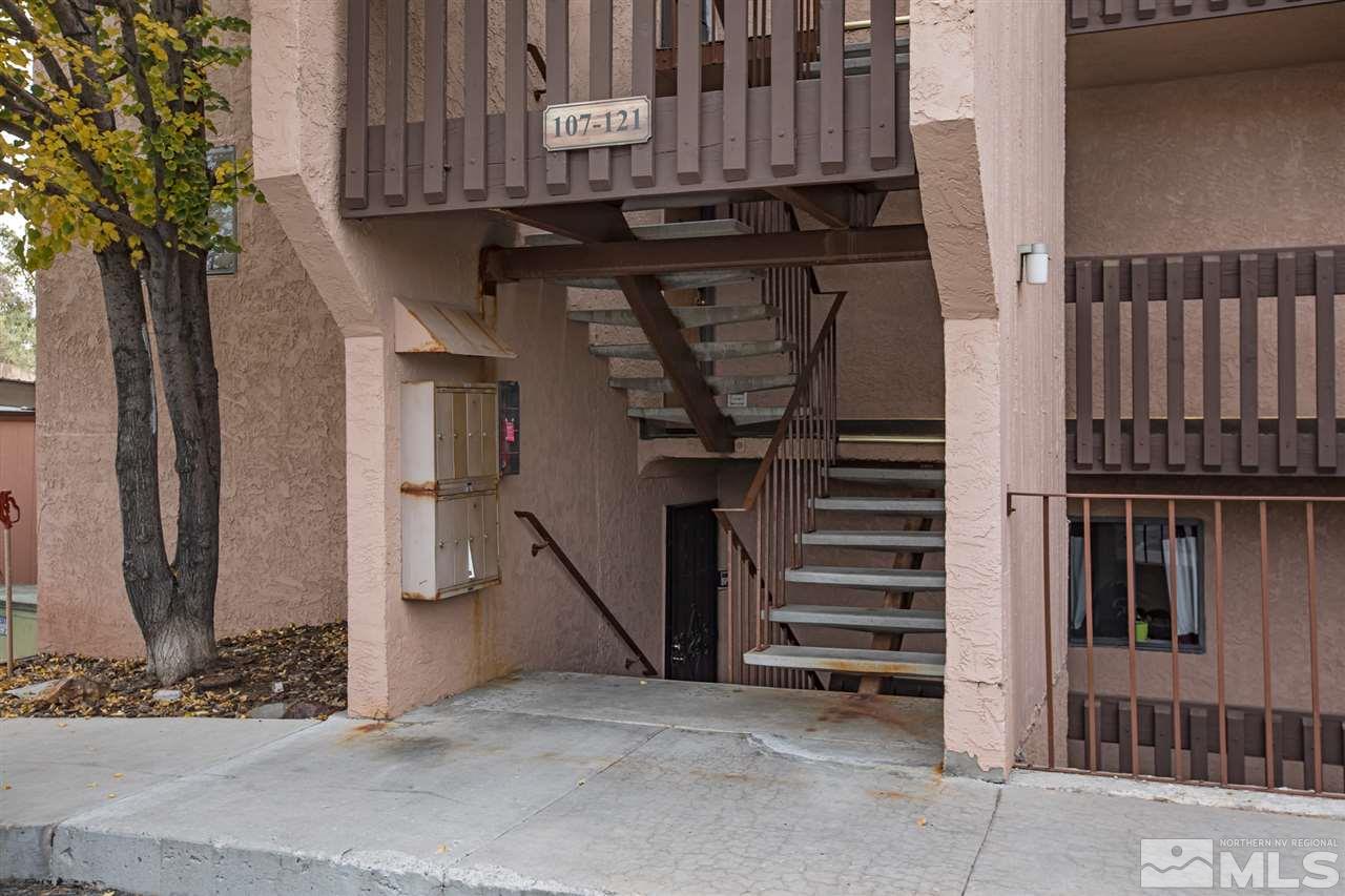109 Vista Rafael Parkway Reno, NV 89503 - Photo 1 of 17 Photo 1