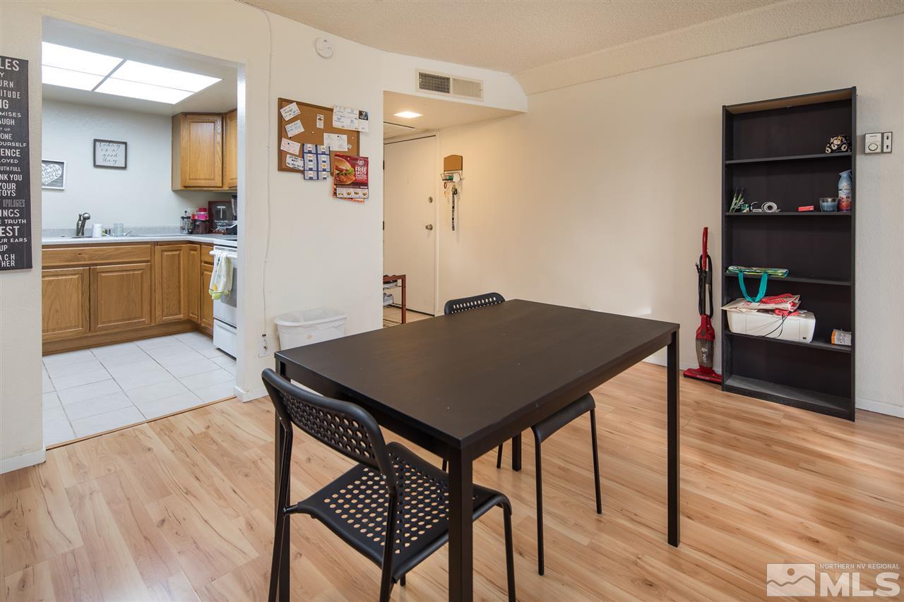 109 Vista Rafael Parkway Reno, NV 89503 - Photo 7 of 17 Photo 7