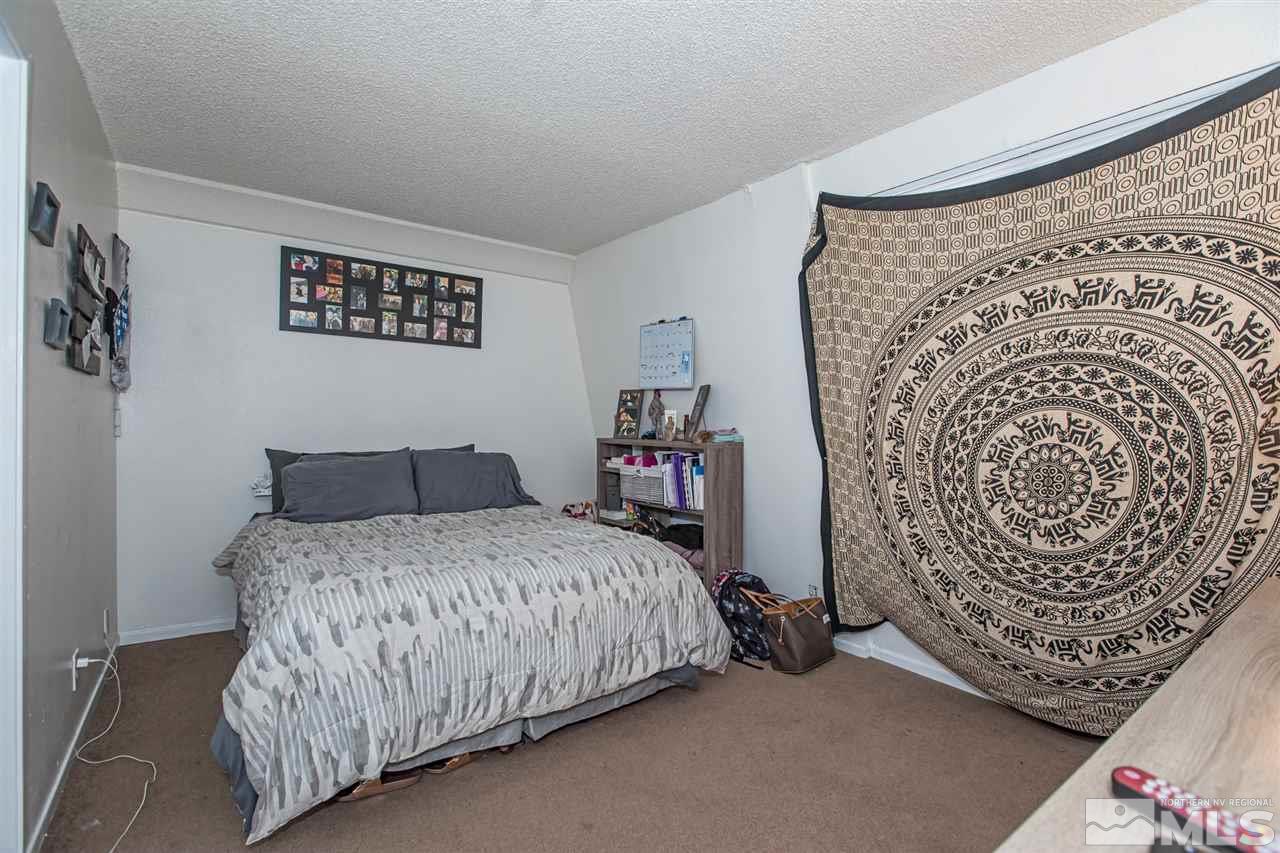109 Vista Rafael Parkway Reno, NV 89503 - Photo 9 of 17 Photo 9