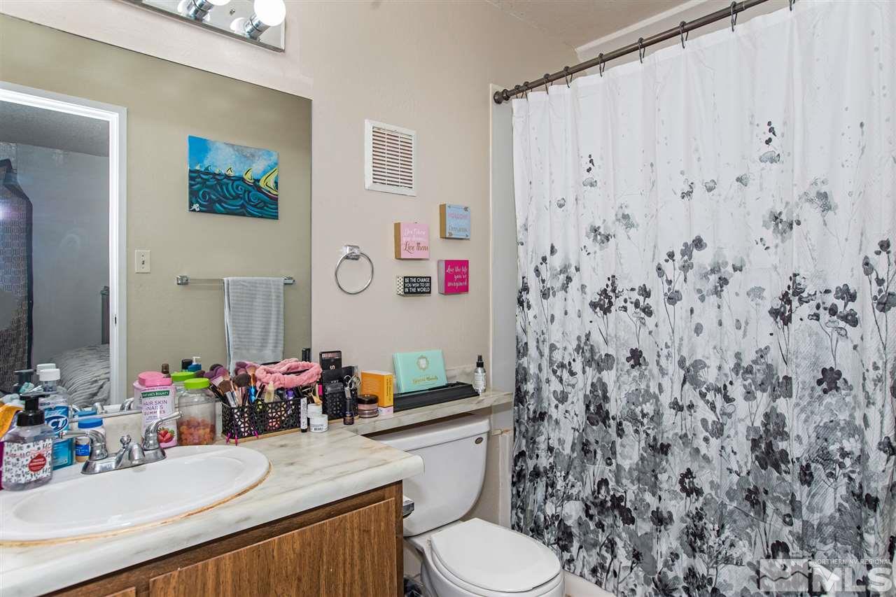 109 Vista Rafael Parkway Reno, NV 89503 - Photo 10 of 17 Photo 10