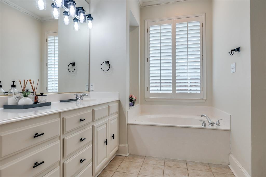 3885 Johnson Street Frisco, TX 75034 - Photo 12 of 22