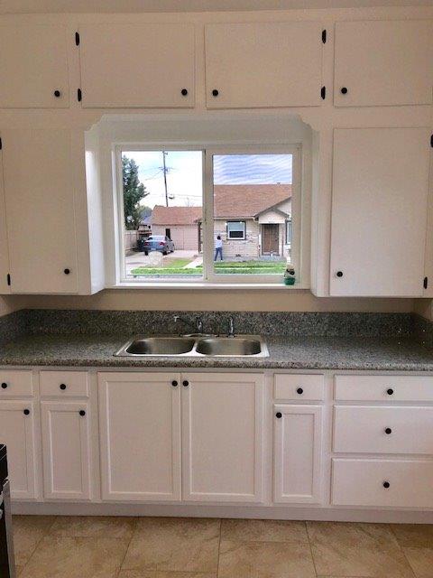 296 West Elizabeth Avenue Reedley, CA 93654 - Photo 15 of 29
