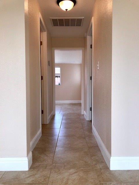 296 West Elizabeth Avenue Reedley, CA 93654 - Photo 17 of 29