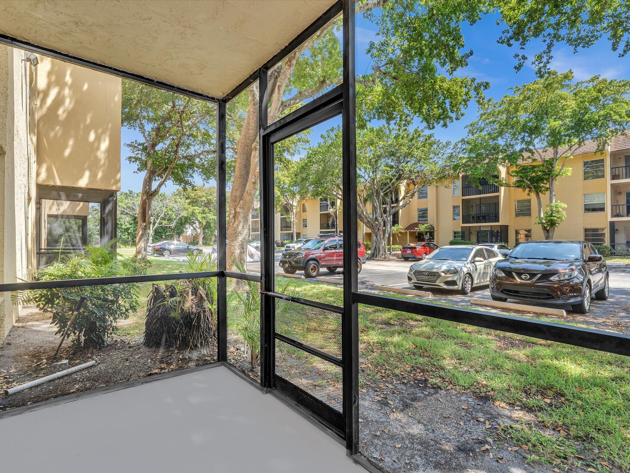 470 Northwest 20th Street Boca Raton, FL 33431 - Photo 37 of 50 11'8" x 5'7"