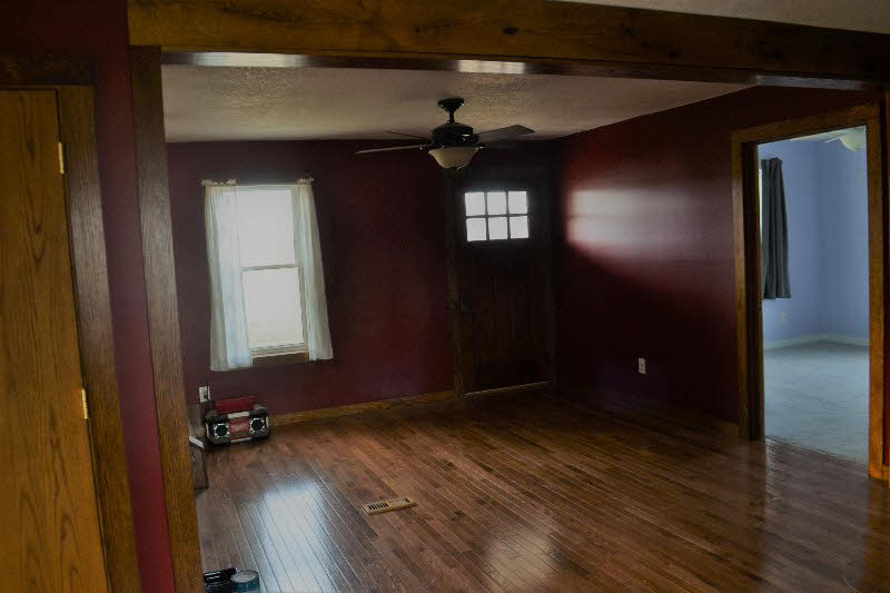 581 West Pinconning Road Pinconning, MI 48650 - Photo 3 of 35 Gallery Image 3
