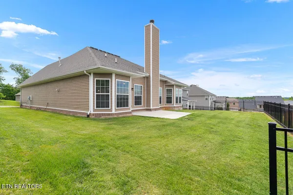 $549,999 | 818 Brookwood Lane, Maryville, TN 37801