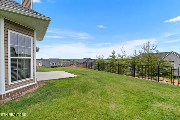 $549,999 | 818 Brookwood Lane, Maryville, TN 37801