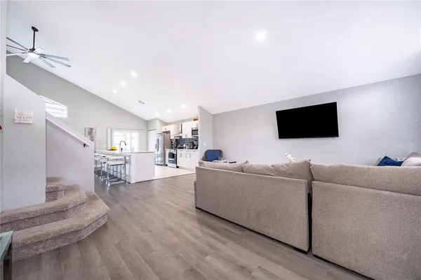 $2,895 | 3007 Stillwater Drive, Kissimmee, FL 34743