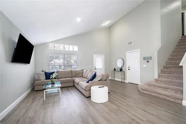 $2,895 | 3007 Stillwater Drive, Kissimmee, FL 34743