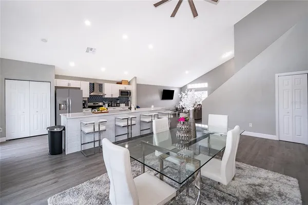 $2,895 | 3007 Stillwater Drive, Kissimmee, FL 34743