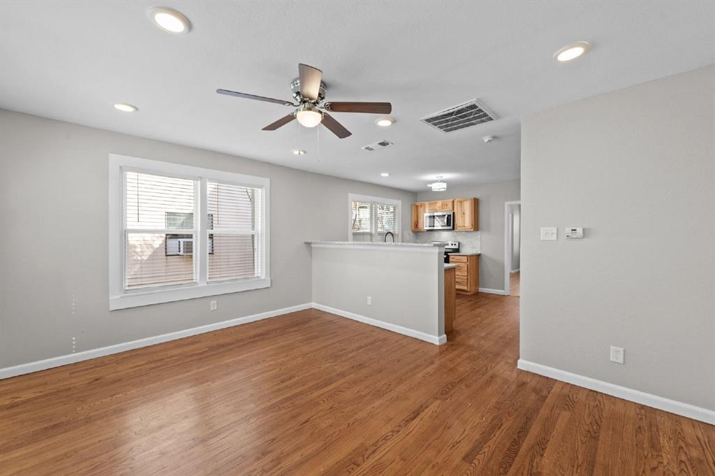 3772 West 6th Street Fort Worth, TX 76107 - Photo 4 of 15