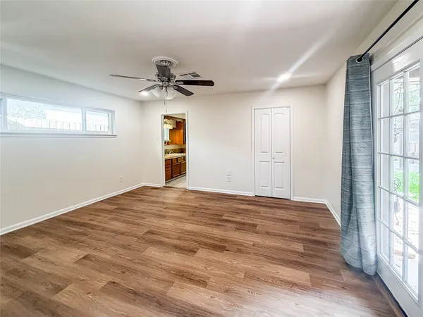 $2,600 | 10503 Raritan Drive, Houston, TX 77043