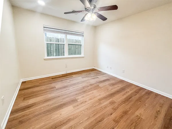 $2,600 | 10503 Raritan Drive, Houston, TX 77043