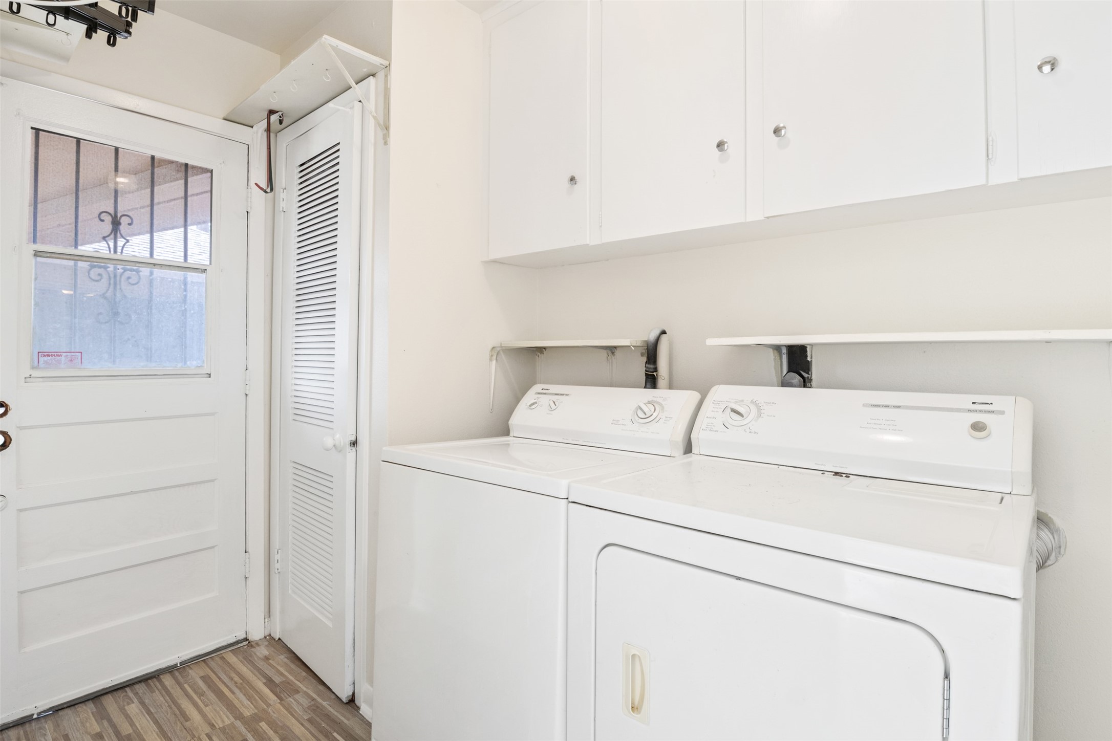 10503 Raritan Drive Houston, TX 77043 - Photo 19 of 24