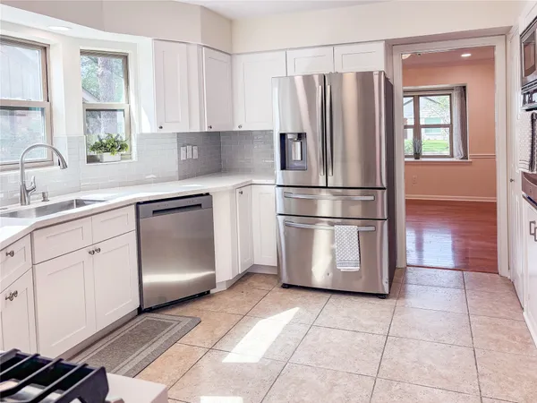 $2,600 | 10503 Raritan Drive, Houston, TX 77043