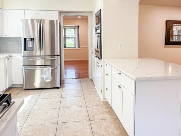 $2,600 | 10503 Raritan Drive, Houston, TX 77043