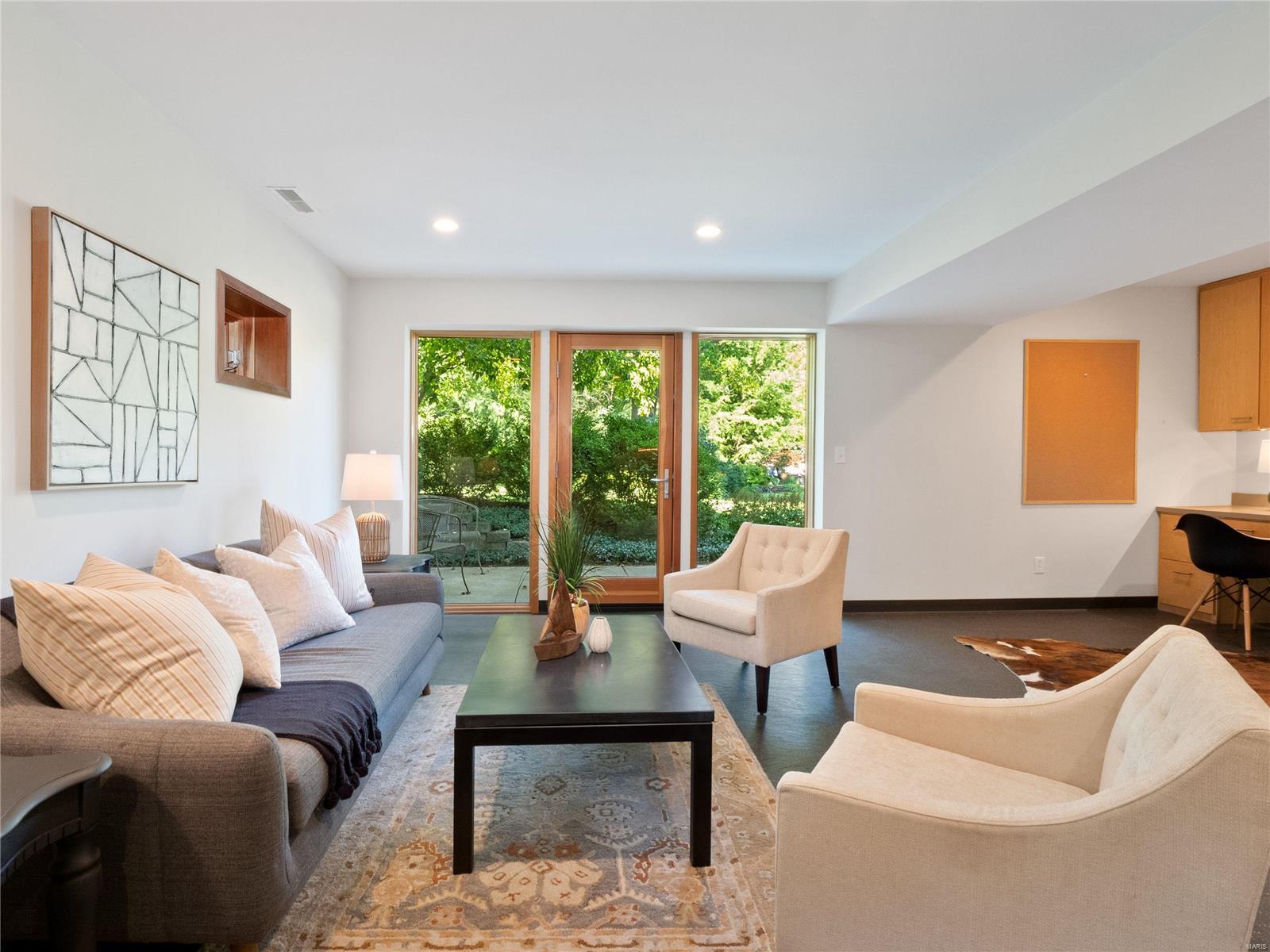 9048 Robyn Road Crestwood, MO 63126 - Photo 35 of 47