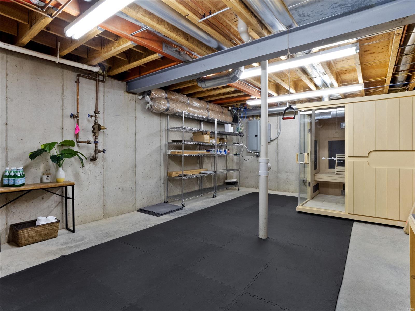 9048 Robyn Road Crestwood, MO 63126 - Photo 40 of 47