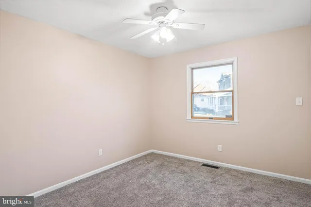 $2,300 | 521 Harbor Road, Ocean View, DE 19970