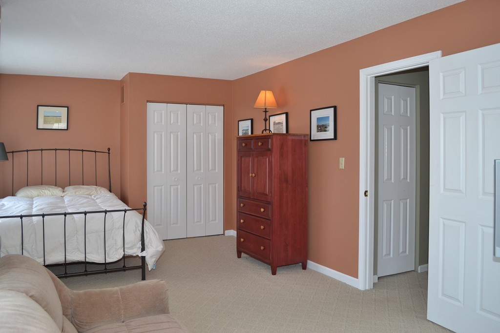 10 Rhodes Lane Foxboro, MA 02035 - Photo 15 of 20 Gallery Image 15