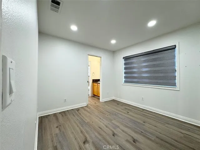 $758,800 | 49 North Parkwood Avenue, Unit 7, Pasadena, CA 91107