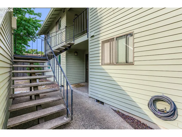 $245,000 | 5160 Southwest 180th Avenue, Unit 6, Beaverton, OR 97078