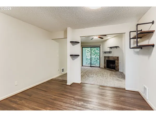 $245,000 | 5160 Southwest 180th Avenue, Unit 6, Beaverton, OR 97078