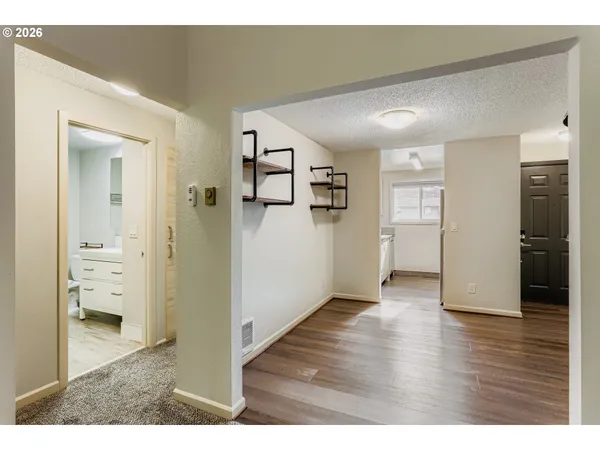 $245,000 | 5160 Southwest 180th Avenue, Unit 6, Beaverton, OR 97078