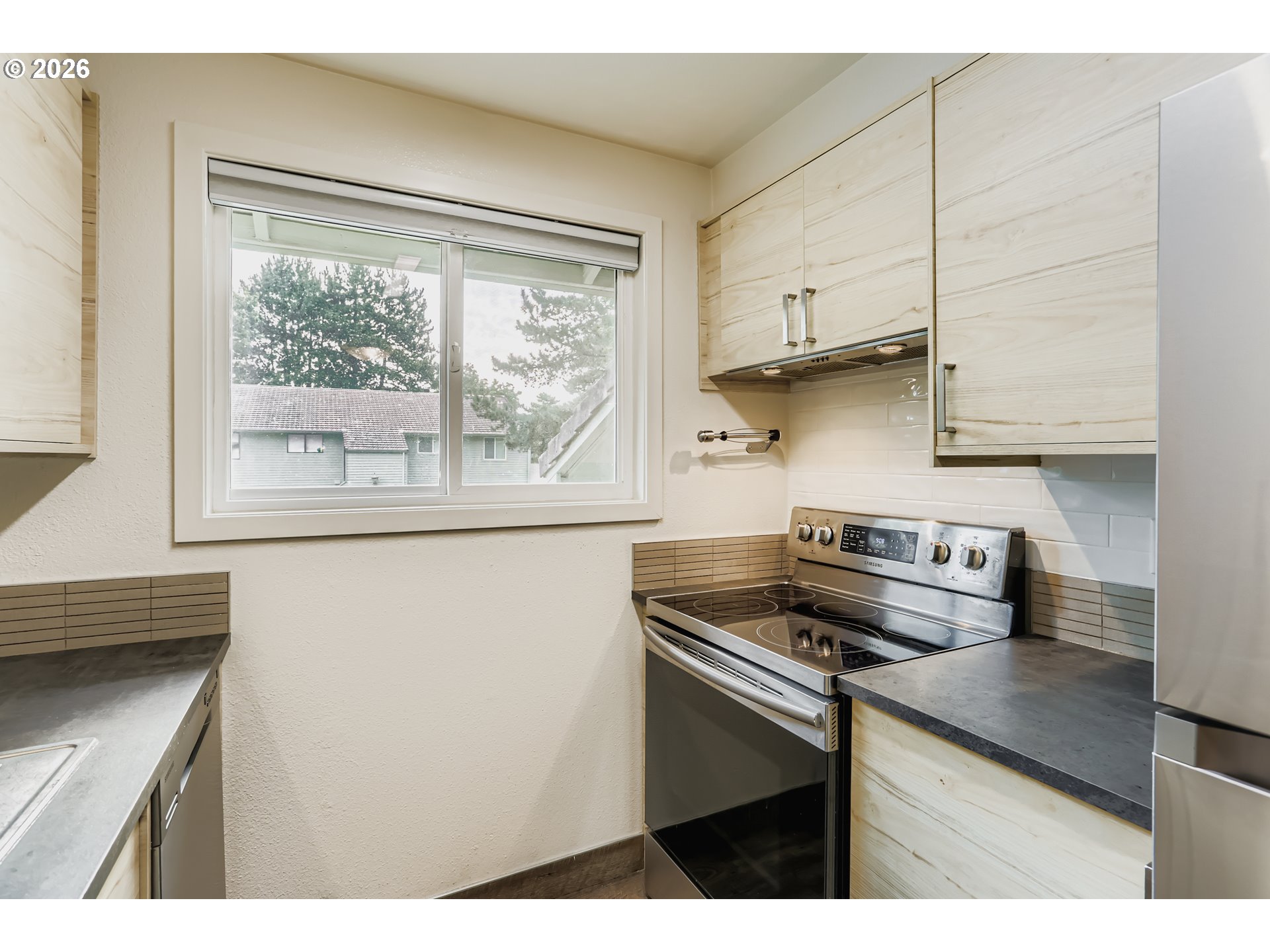 5160 Southwest 180th Avenue, Unit 6 Beaverton, OR 97078 - Photo 15 of 30