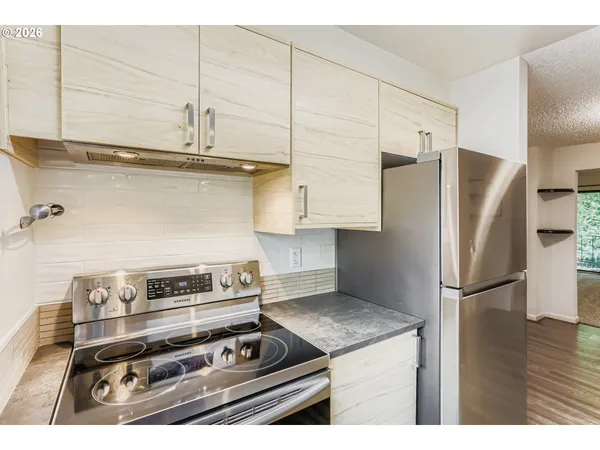 $245,000 | 5160 Southwest 180th Avenue, Unit 6, Beaverton, OR 97078