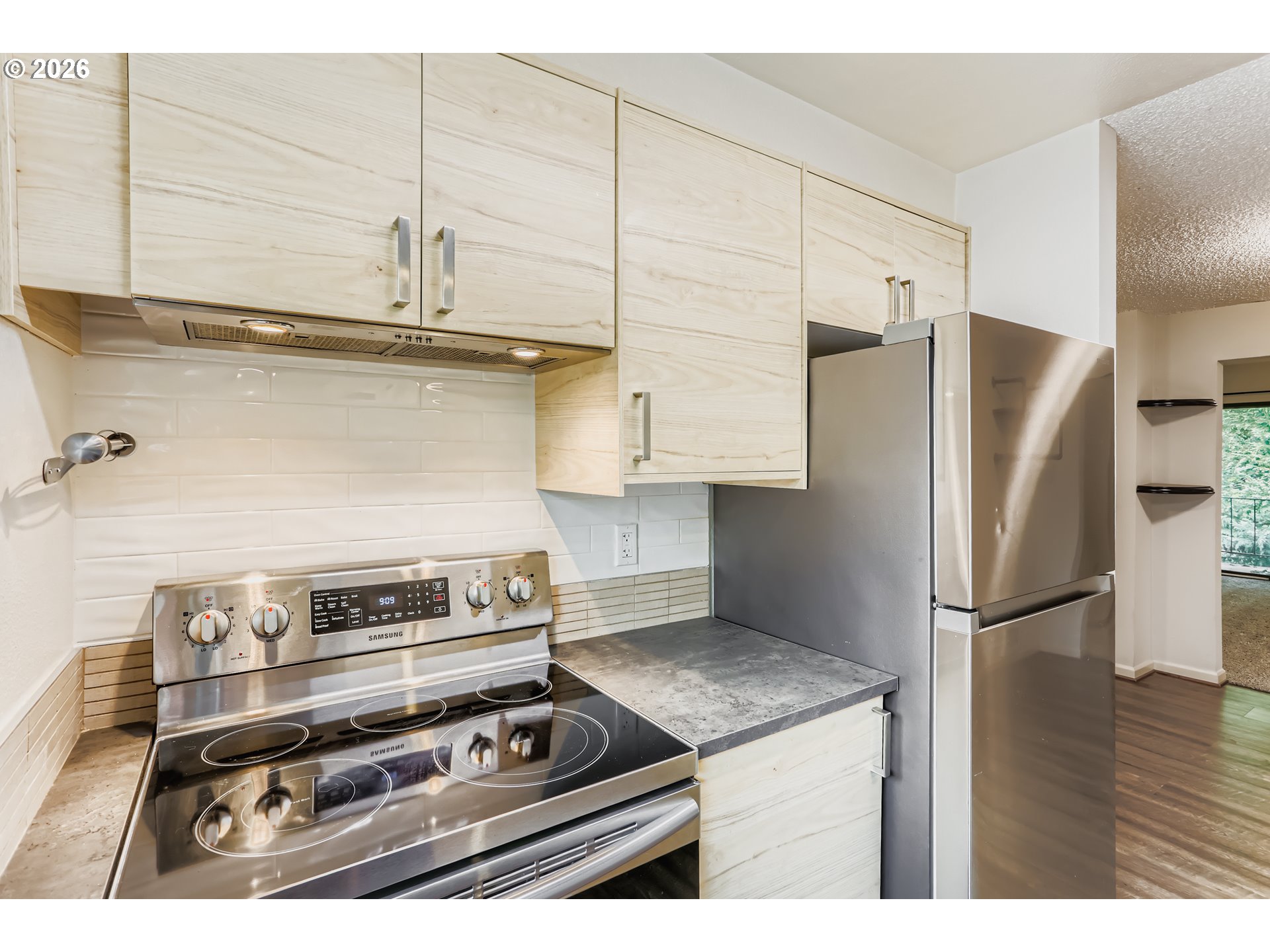 5160 Southwest 180th Avenue, Unit 6 Beaverton, OR 97078 - Photo 17 of 30