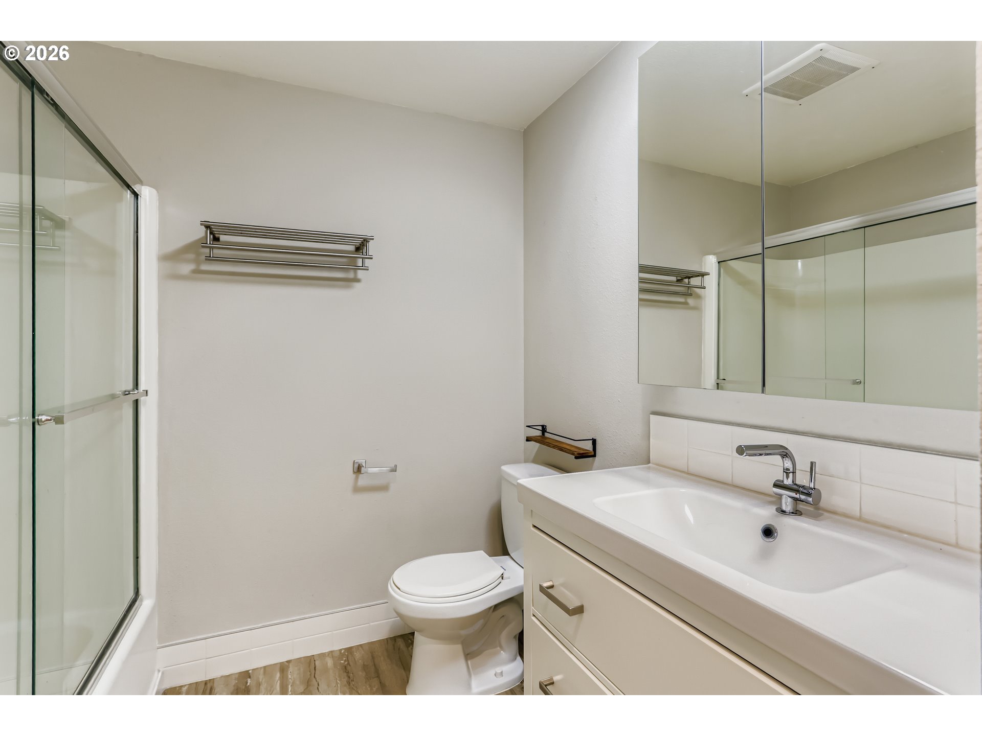 5160 Southwest 180th Avenue, Unit 6 Beaverton, OR 97078 - Photo 20 of 30